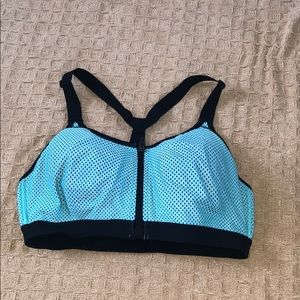 36C VS Sports Bra